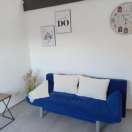 Moderne Und Liebevoll Eingerichtete Galeriewohnung In Apartment